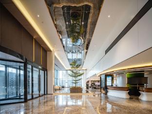 atour hotel dongying financial port