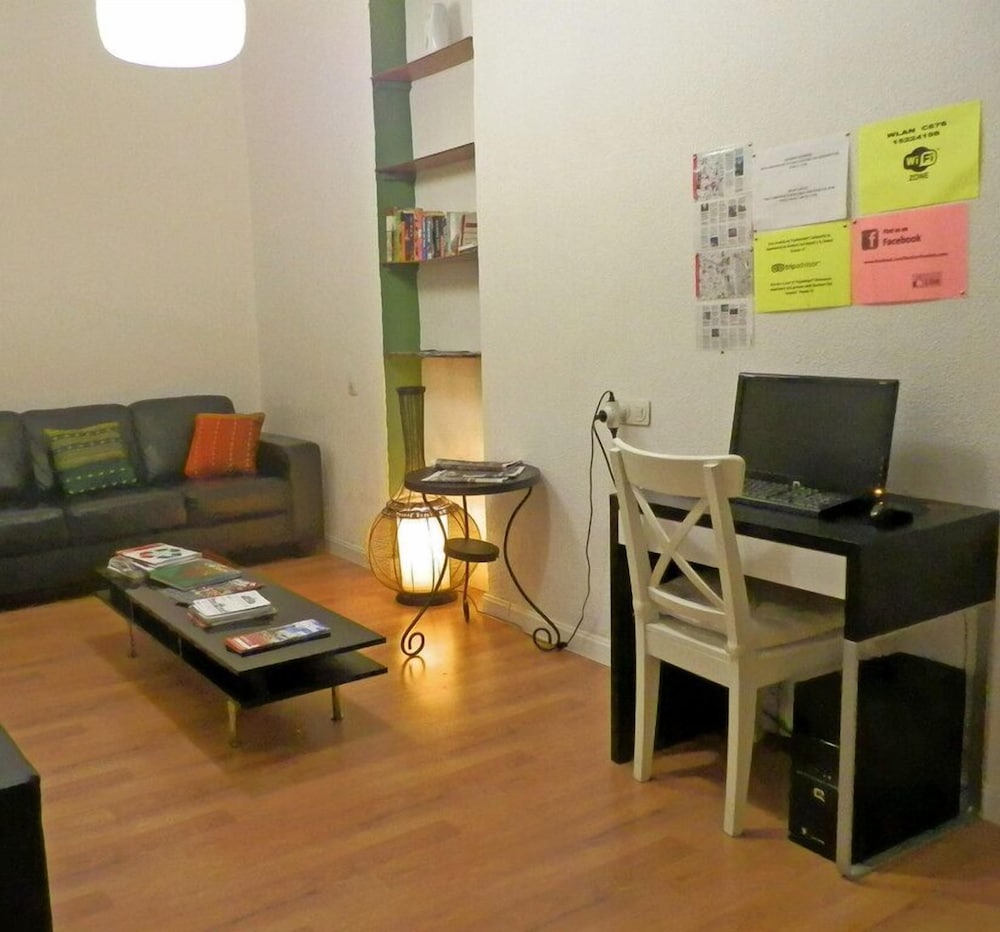 barbieri sol hostel
