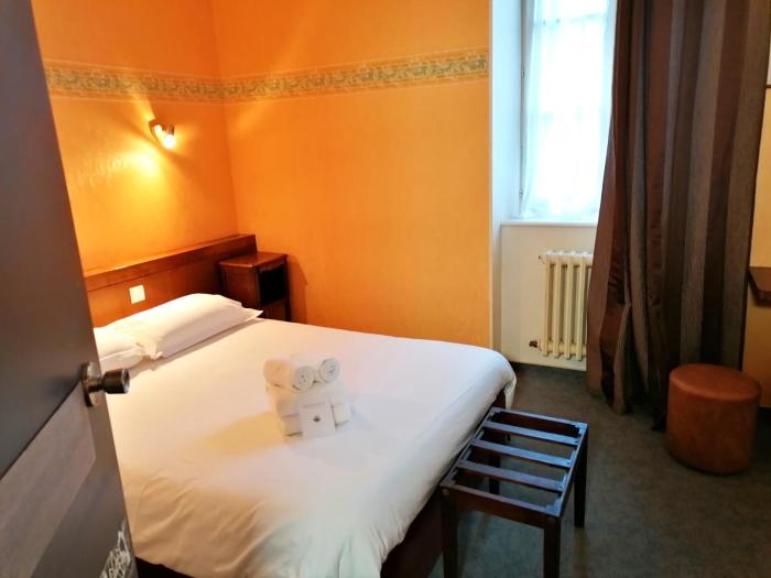 hotel restaurant aux armes destaing kb hotel group