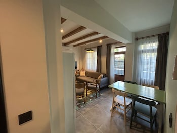 avlu villas and apartments