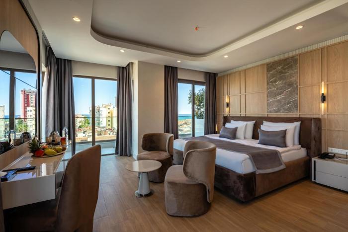 awen lara hotel