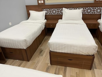 aya hostel for shared bedrooms