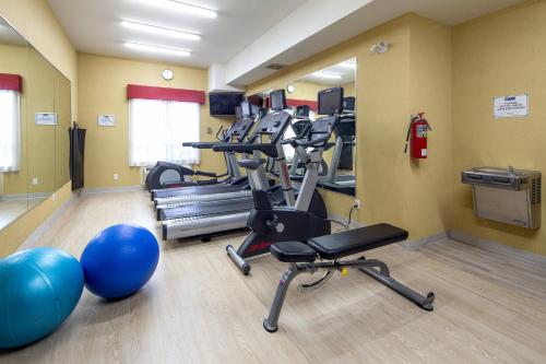 holiday inn express hotel and suites edson by ihg