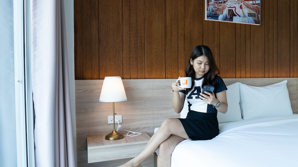 b2 nakhon sawan boutique and budget hotel