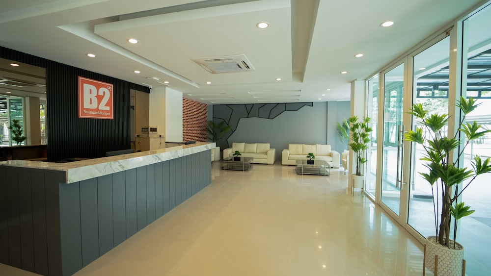 b2 nakhon sawan boutique and budget hotel