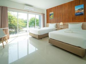 b2 nakhon sawan boutique and budget hotel