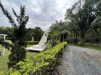 baan rai somkiat homestay