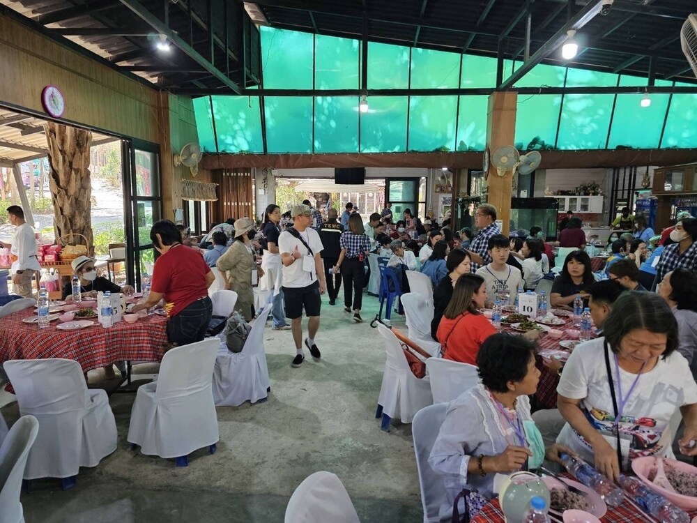 baan rai somkiat homestay