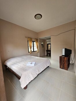 baan rai somkiat homestay