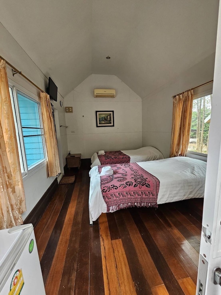 baan rai somkiat homestay