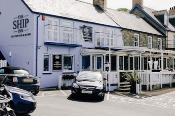 ship inn