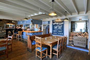 ship inn