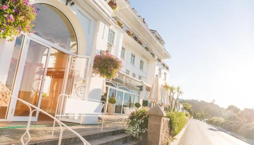 st brelades bay hotel