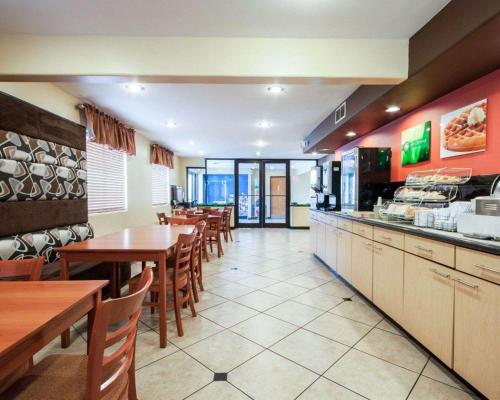 quality inn airport east