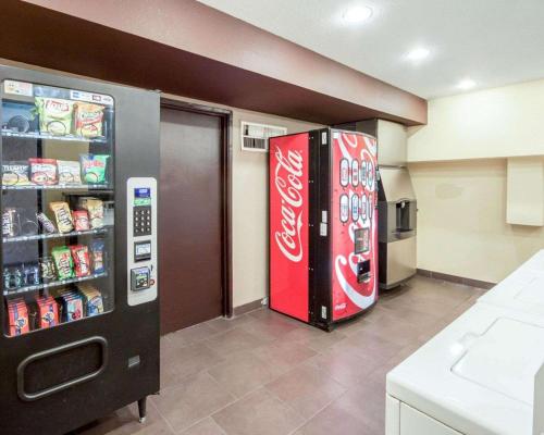 quality inn airport east