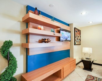 Quality Inn Airport East,El Paso>>Ciudad Juarez,3 star