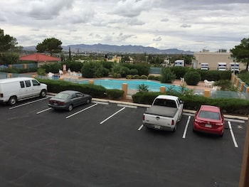 quality inn airport east