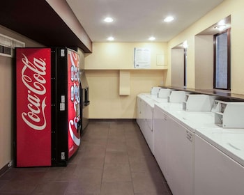 quality inn airport east