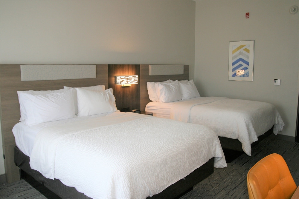 holiday inn express and suites el paso west by ihg