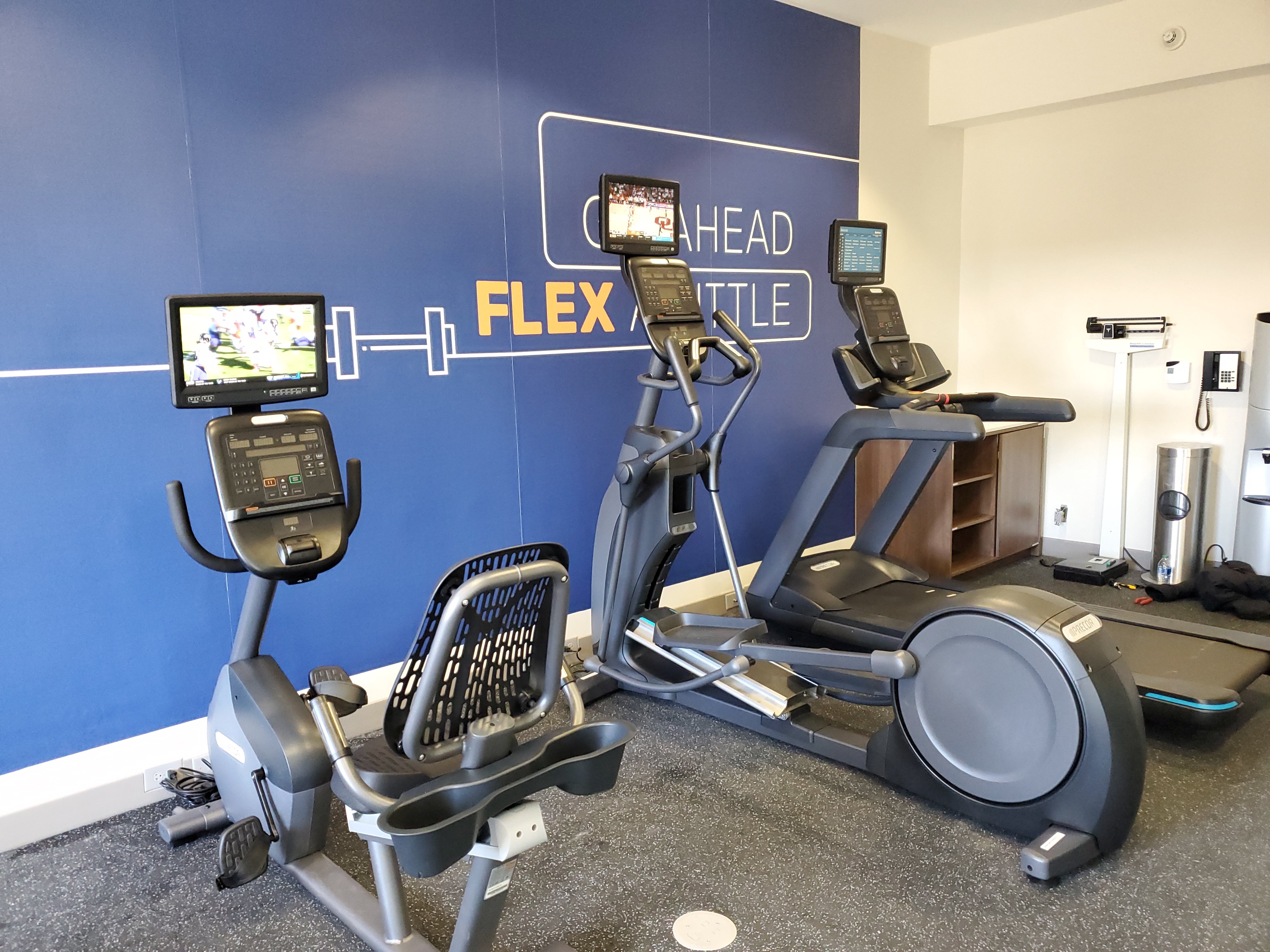 holiday inn express and suites el paso west by ihg