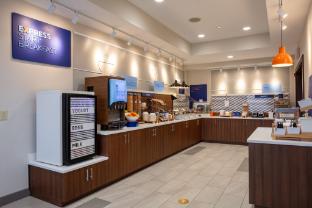 holiday inn express and suites el paso west by ihg