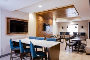 holiday inn express and suites el paso west by ihg