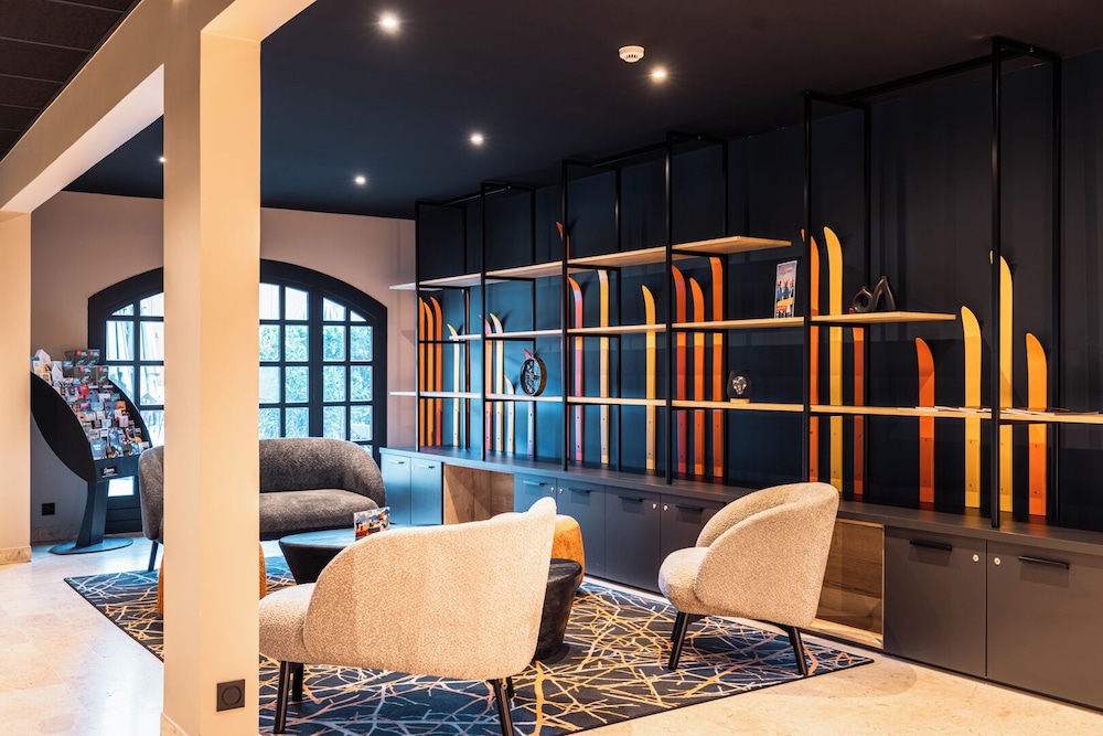 base camp lodge albertville