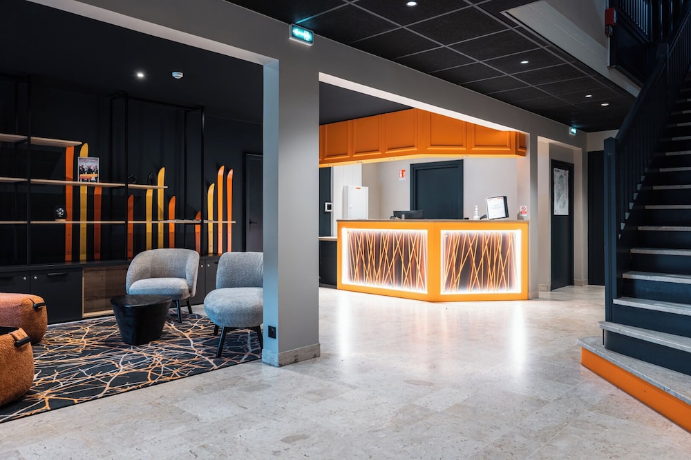 base camp lodge albertville