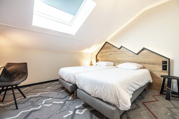 base camp lodge albertville