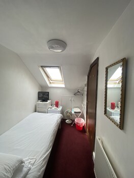 aron guest house