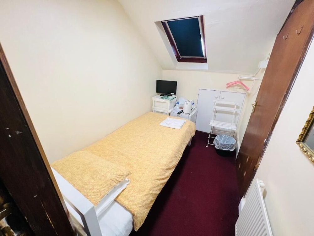 aron guest house