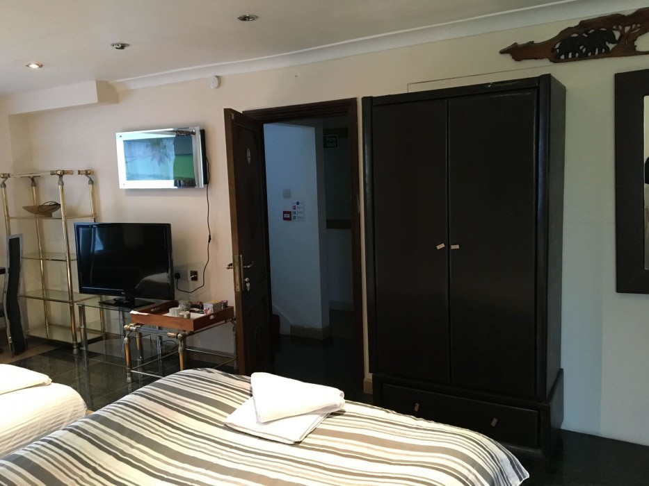 aron guest house