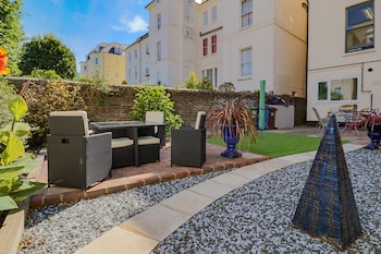 Ravilious,Eastbourne>>East Sussex,4 star