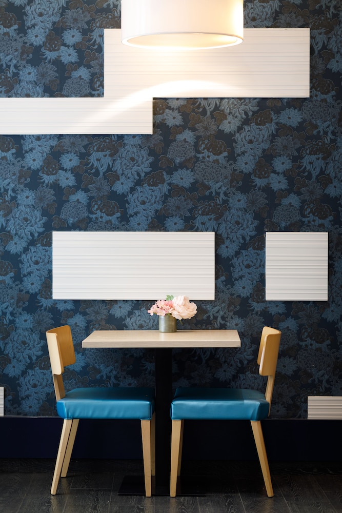 hotel prince albert montmartre adults only