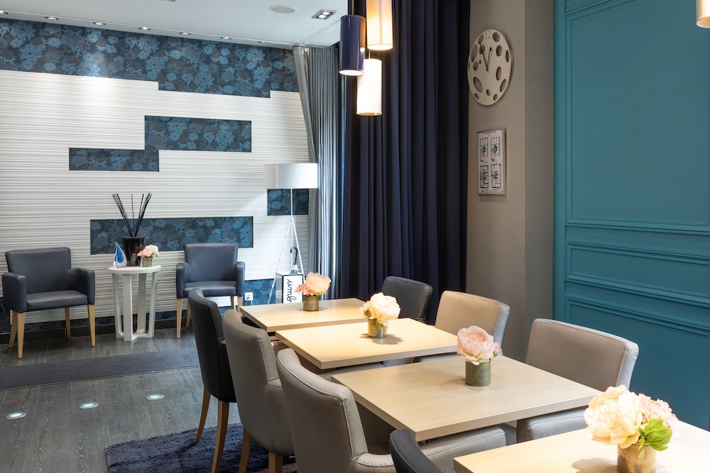 hotel prince albert montmartre adults only