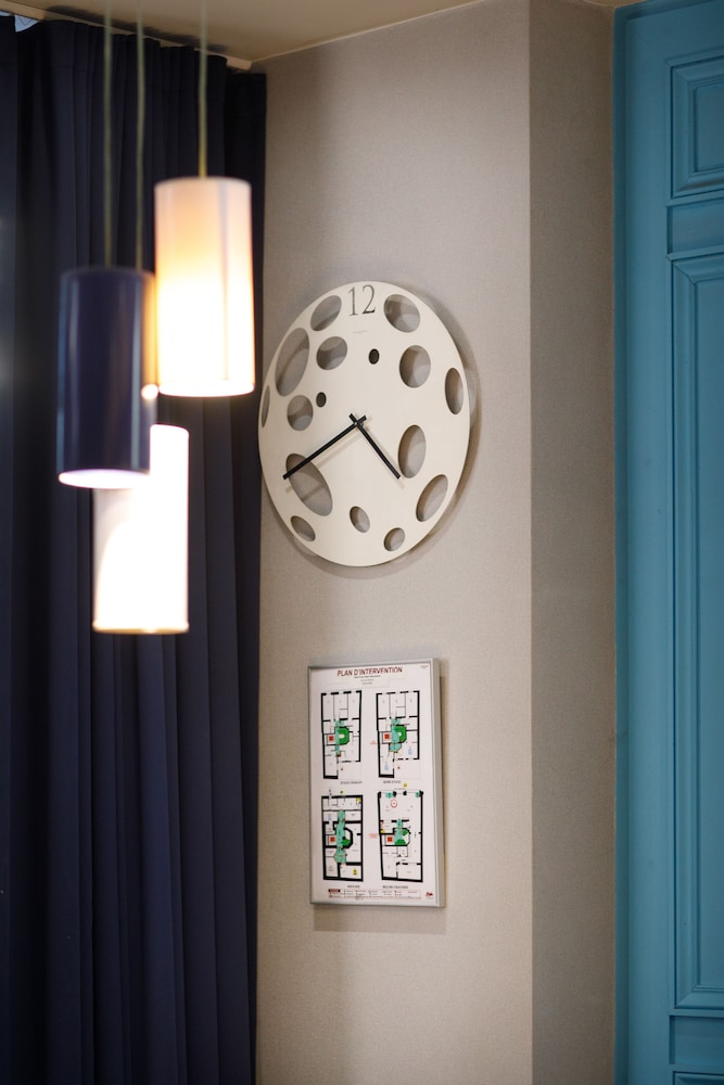 hotel prince albert montmartre adults only