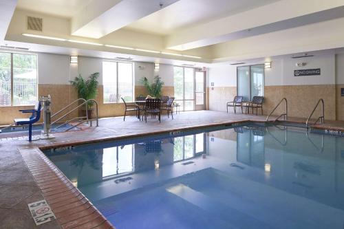 hilton garden inn evansville