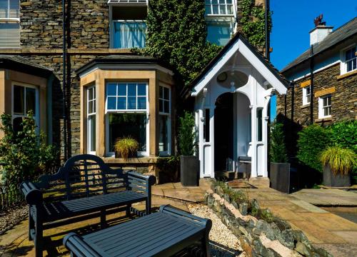 cranleigh boutique