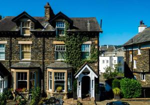 cranleigh boutique