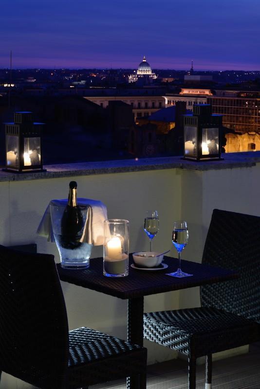 the independent hotel