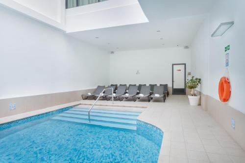 plaza regency hotels