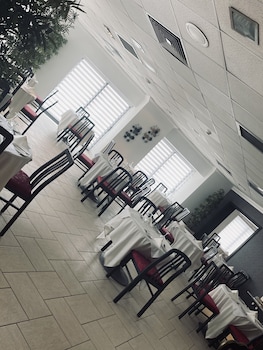 plaza regency hotels