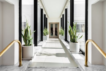 plaza regency hotels