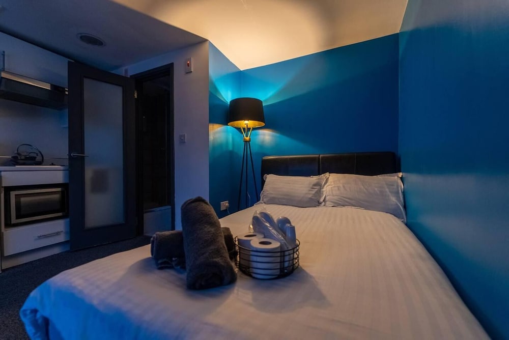beautiful 1 bed studio in birmingham