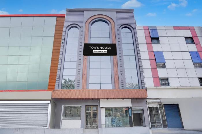 super townhouse karol bagh formerly hotel unistar