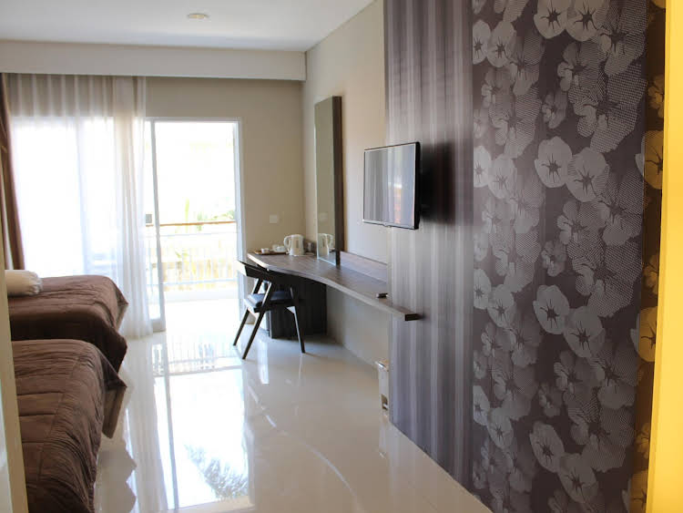 grand aquarium hotel pangandaran