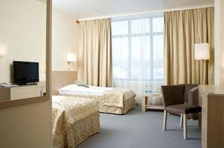 grand aquarium hotel pangandaran