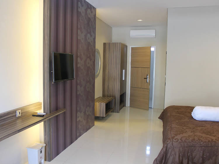 grand aquarium hotel pangandaran