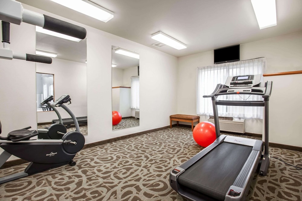 quality inn and suites federal way seattle