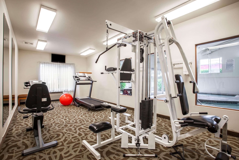 quality inn and suites federal way seattle